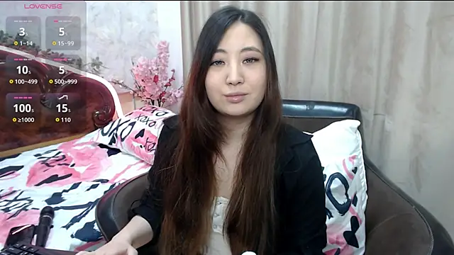 katydoll  online show from 10-15-25, 05:02