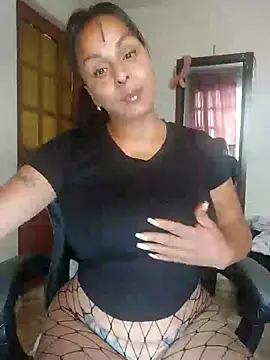 Snapshot of Mariana_444 chatting on 01-15-25, 12:15 Mariana 444 online show from 01-15-25, 12:15