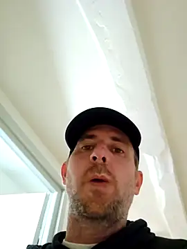 Snapshot of verylargecock chatting on 09-09-25, 11:21 verylargecock online show from 09-09-25, 11:21