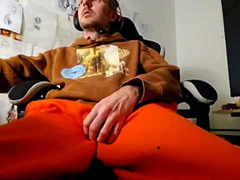 Snapshot of verylargecock chatting on 10-26-25, 04:29 verylargecock online show from 10-26-25, 04:29