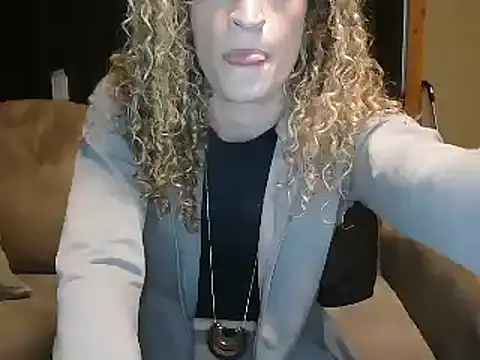 Snapshot of AshleyRain chatting on 07-28-26, 02:18 AshleyRain online show from 07-28-26, 02:18