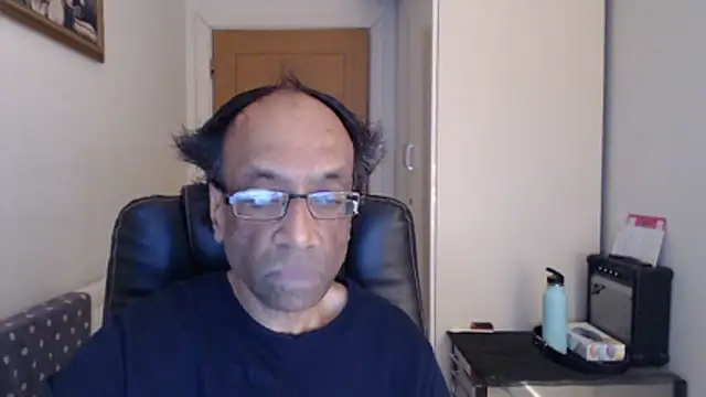 Snapshot of rauncher1 chatting on 04-28-26, 08:52 rauncher1 online show from 04-28-26, 08:52