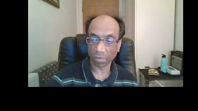 Snapshot of rauncher1 chatting on 05-11-26, 06:38 rauncher1 online show from 05-11-26, 06:38