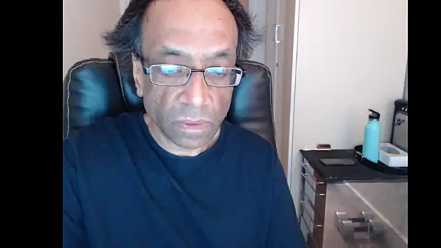 Snapshot of rauncher1 chatting on 05-20-26, 08:09 rauncher1 online show from 05-20-26, 08:09