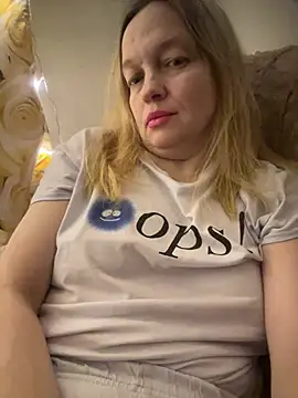 Susanel online show from 01-09-25, 04:49