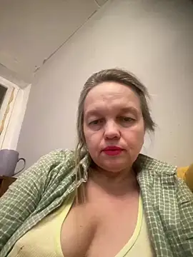 Susanel online show from 01-11-25, 02:58