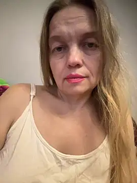 Susanel online show from 09-22-25, 05:37