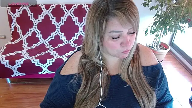 bella savati online show from 03-11-25, 04:51