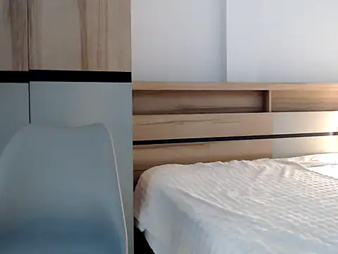 Snapshot of nareethai chatting on 10-06-25, 05:49 nareethai online show from 10-06-25, 05:49