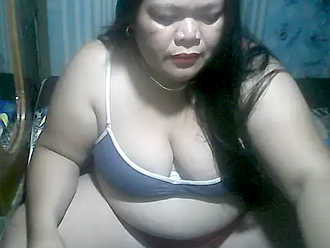 Snapshot of cutechubbyasian chatting on 01-12-26, 02:11 cutechubbyasian online show from 01-12-26, 02:11