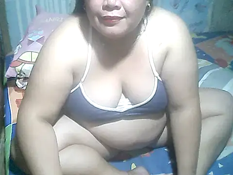 Snapshot of cutechubbyasian chatting on 05-21-26, 02:24 cutechubbyasian online show from 05-21-26, 02:24