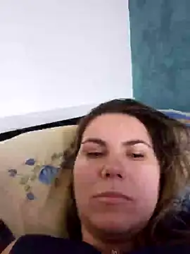 Snapshot of FeliciaKrige chatting on 03-14-25, 02:52 FeliciaKrige online show from 03-14-25, 02:52