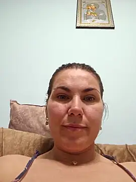 Snapshot of FeliciaKrige chatting on 03-21-25, 10:28 FeliciaKrige online show from 03-21-25, 10:28