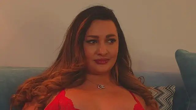 Snapshot of YaaraCollins chatting on 03-09-25, 11:56 YaaraCollins online show from 03-09-25, 11:56