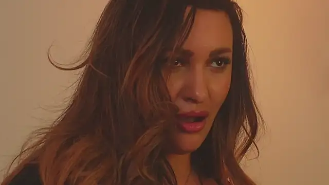 Snapshot of YaaraCollins chatting on 03-10-25, 03:01 YaaraCollins online show from 03-10-25, 03:01