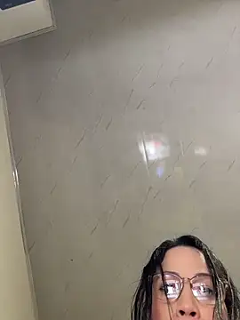 SQUIRTINGQUEEN11 online show from 04-13-26, 03:01