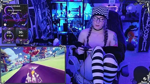 Snapshot of AnneSao chatting on 12-12-24, 03:43 AnneSao online show from 12-12-24, 03:43