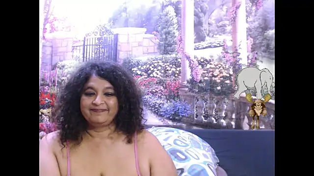 Snapshot of indianstar75 chatting on 03-06-25, 05:43 indianstar75 online show from 03-06-25, 05:43