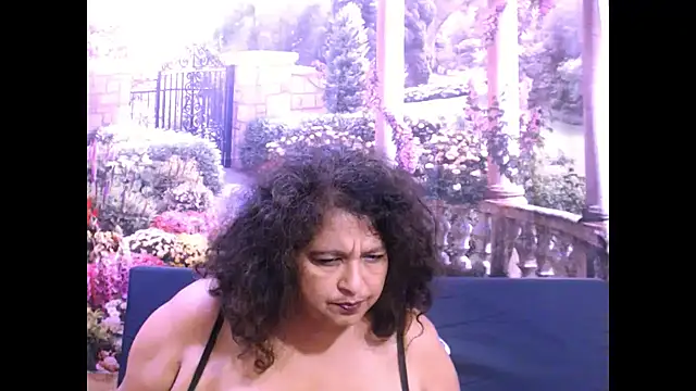 Snapshot of indianstar75 chatting on 03-19-25, 09:58 indianstar75 online show from 03-19-25, 09:58