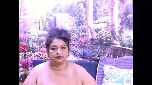 Snapshot of indianstar75 chatting on 03-20-25, 05:35 indianstar75 online show from 03-20-25, 05:35