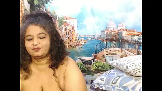 Snapshot of indianstar75 chatting on 10-13-25, 04:51 indianstar75 online show from 10-13-25, 04:51