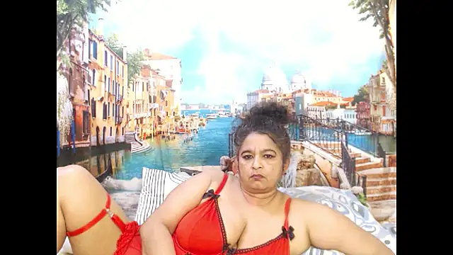 Snapshot of indianstar75 chatting on 10-14-25, 09:26 indianstar75 online show from 10-14-25, 09:26