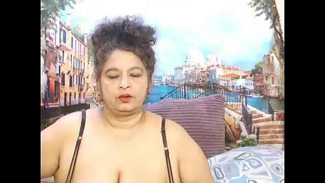 Snapshot of indianstar75 chatting on 10-17-25, 05:59 indianstar75 online show from 10-17-25, 05:59