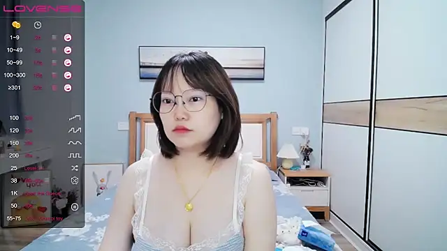 DianaYz online show from 09-19-25, 12:39