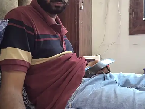 Snapshot of brownie_cake_cb chatting on 10-29-25, 09:11 brownie cake cb online show from 10-29-25, 09:11