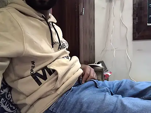 brownie cake cb online show from 10-31-25, 08:48