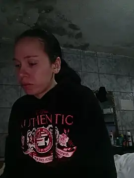 Venusluxodomme online show from 06-04-26, 07:36