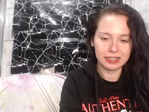 Venusluxodomme online show from 06-10-26, 03:18