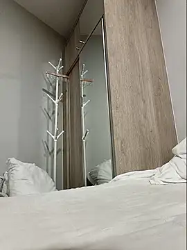 sara kimoo online show from 11-22-25, 05:23