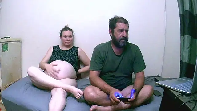 Snapshot of TryingWind chatting on 09-16-25, 06:31 TryingWind online show from 09-16-25, 06:31