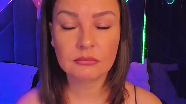 MilenaMellow online show from 10-16-25, 08:32