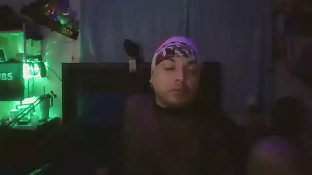 Snapshot of Gabbana143 chatting on 12-01-25, 04:17 Gabbana143 online show from 12-01-25, 04:17