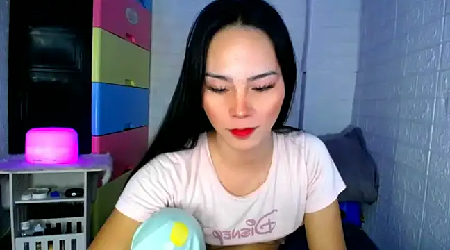 Snapshot of urnaughtydolly69 chatting on 12-20-24, 10:49 urnaughtydolly69 online show from 12-20-24, 10:49