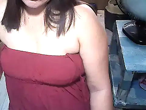 Snapshot of lovely4all101 chatting on 02-24-25, 05:43 lovely4all101 online show from 02-24-25, 05:43