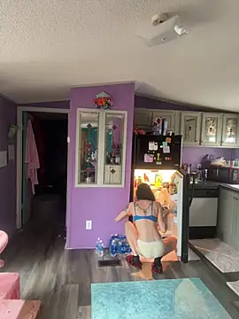 lolabunny9 online show from 03-10-25, 01:43