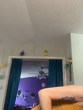 lolabunny9 online show from 03-16-25, 02:00