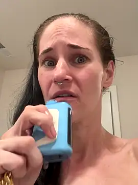 lolabunny9 online show from 09-23-25, 06:55