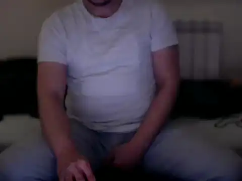 Snapshot of actanin chatting on 01-18-26, 11:52 actanin online show from 01-18-26, 11:52