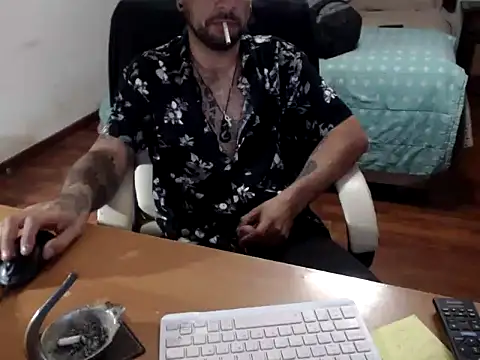 pose14 online show from 03-08-26, 10:08