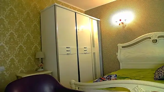 Evelyn Shy online show from 02-28-25, 01:25