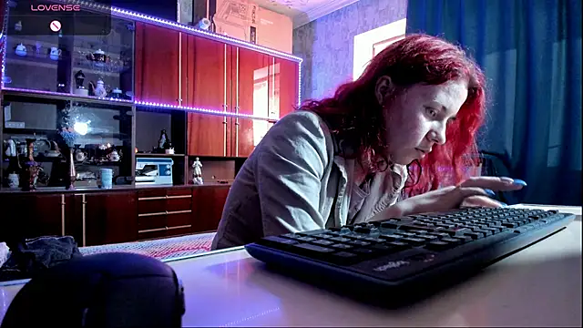 pa1e pr1ncess online show from 02-12-25, 12:33