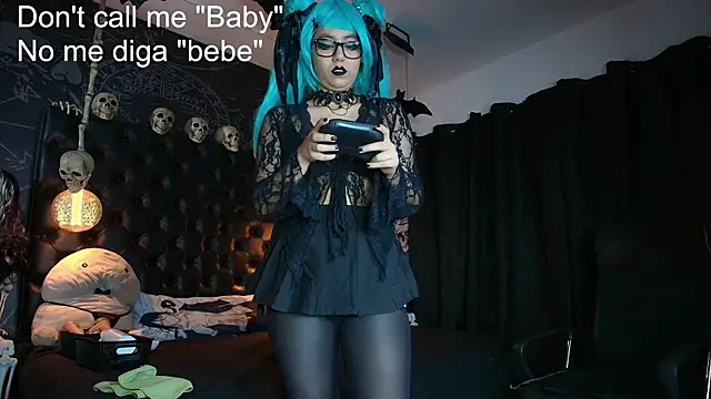 AlexHoe  online show from 06-26-26, 07:07