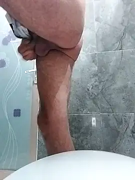 Snapshot of Bigutt73 chatting on 03-03-25, 09:26 Bigutt73 online show from 03-03-25, 09:26