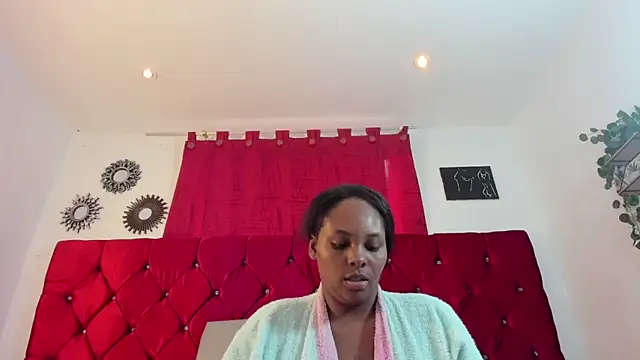 Snapshot of harleyevaans chatting on 03-08-25, 12:20 harleyevaans online show from 03-08-25, 12:20