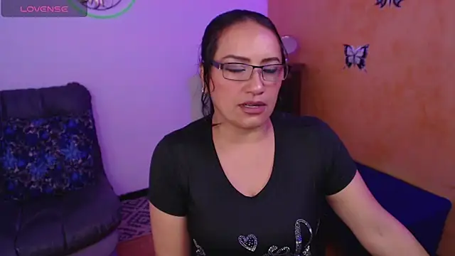 scarlet wet online show from 01-19-25, 01:21