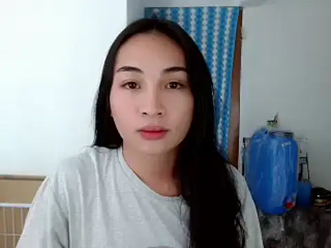 SweetLilly 18 online show from 12-04-24, 02:15